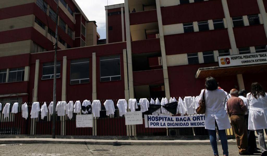 Continúa la protesta de los médicos
