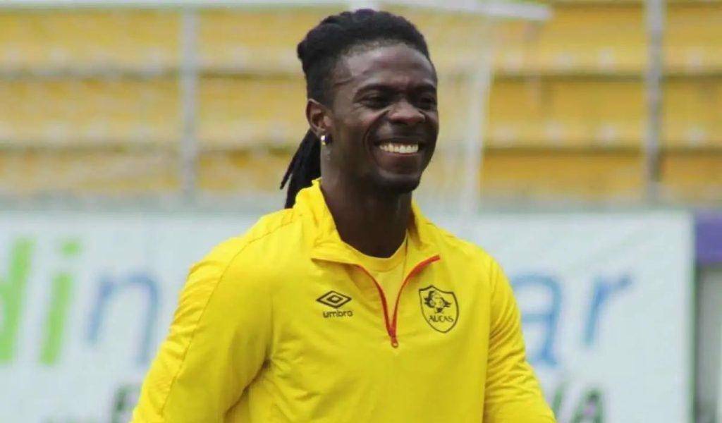 Ricardo Adé tendría nuevo club terminada la final ante BSC