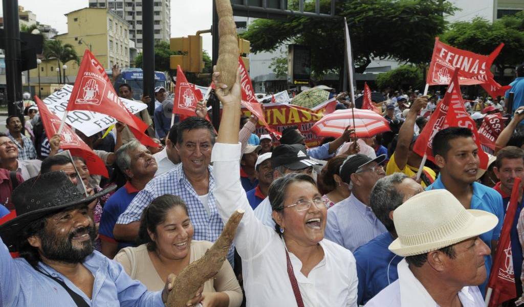 Afiliados del Seguro Social campesino marcharon contra unificación a servicios de salud pública