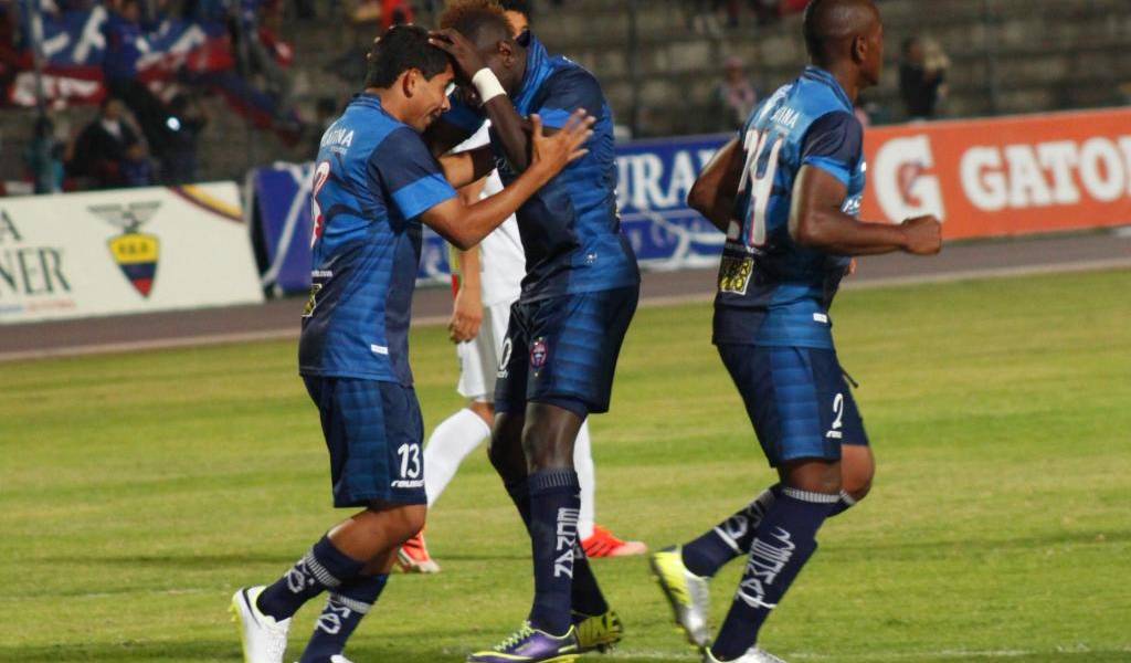 Mushuc Runa remontó ante el Olmedo y se llevó la victoria