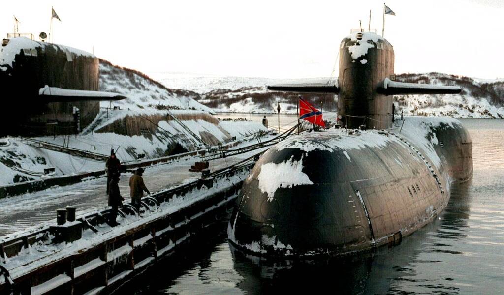 14 marinos mueren por incendio en submarino ruso