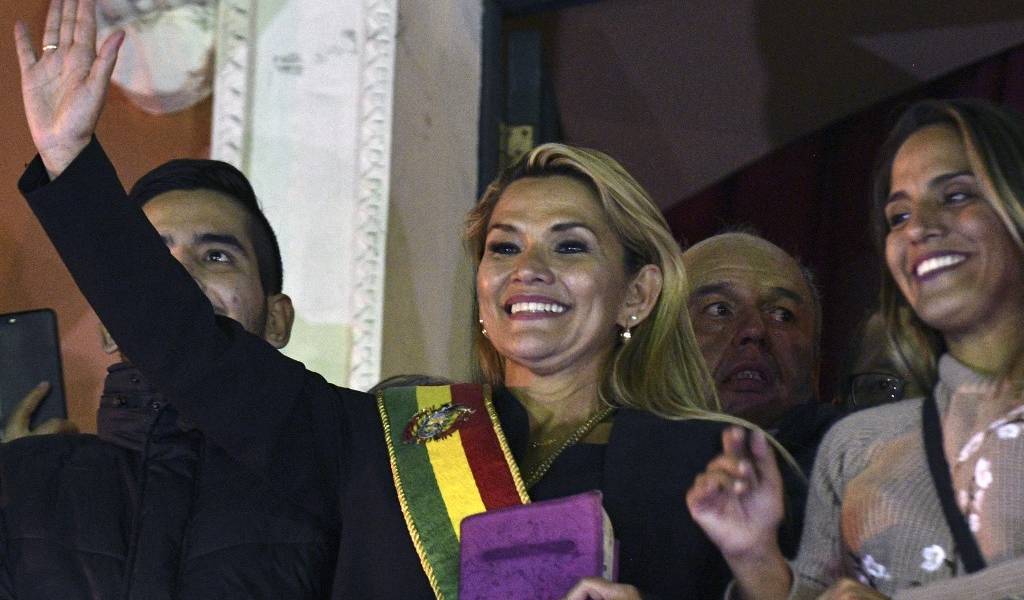 Tribunal Constitucional avala a Añez como presidenta interina de Bolivia