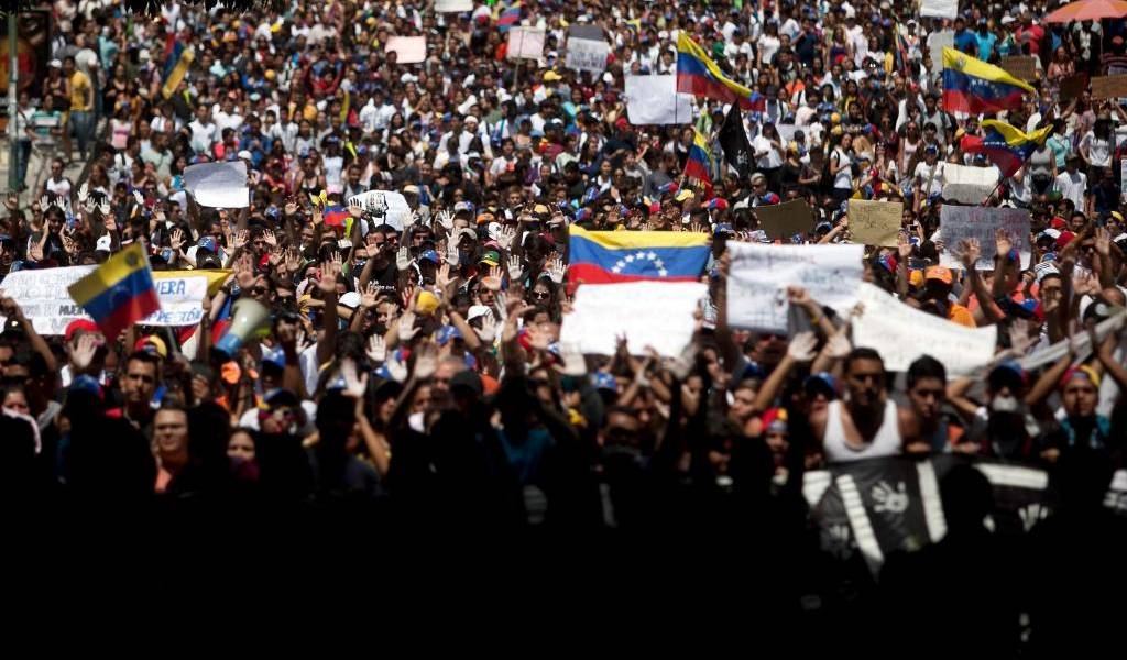 22 expresidentes iberoamericanos exigen la aplicación de la Carta Democrática a Maduro