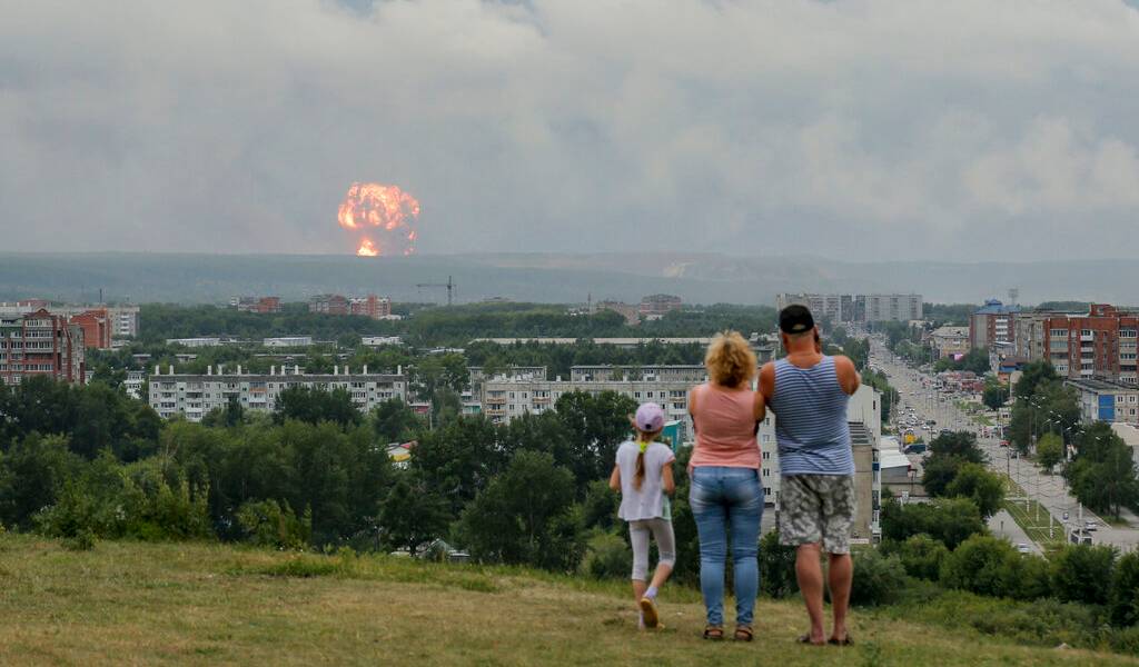 Dos muertos por explosión en base de misiles en Rusia