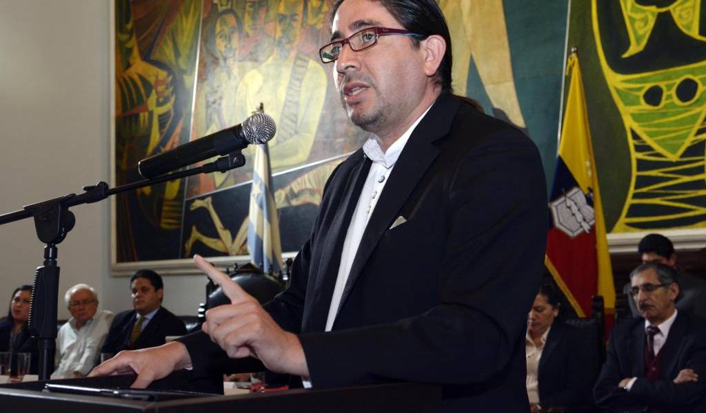 El CES presentó el plan de excelencia para la U. de Guayaquil