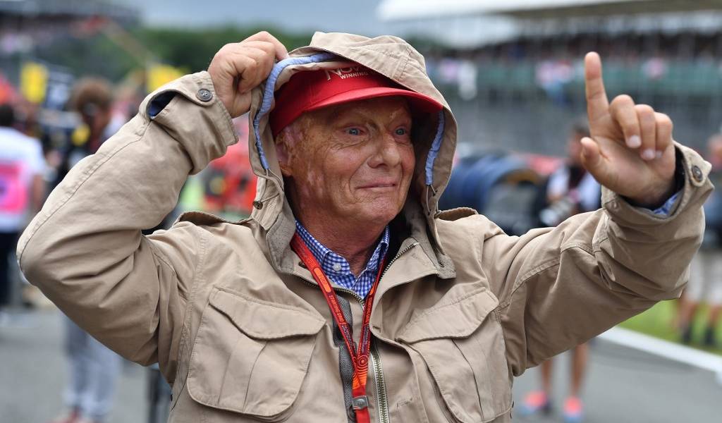Ferrari y Mercedes honran la memoria de Niki Lauda