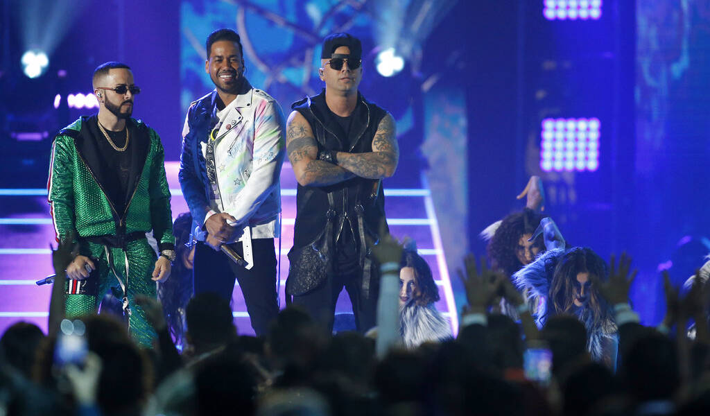 Nicky Jam y Balvin ganan primeros Premios Billboard
