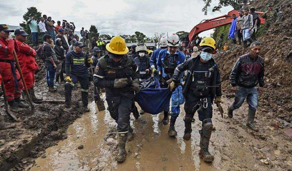 20 muertos por derrumbe en Colombia
