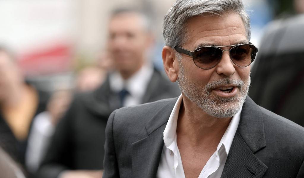 Detienen a pareja por usurpar identidad de George Clooney