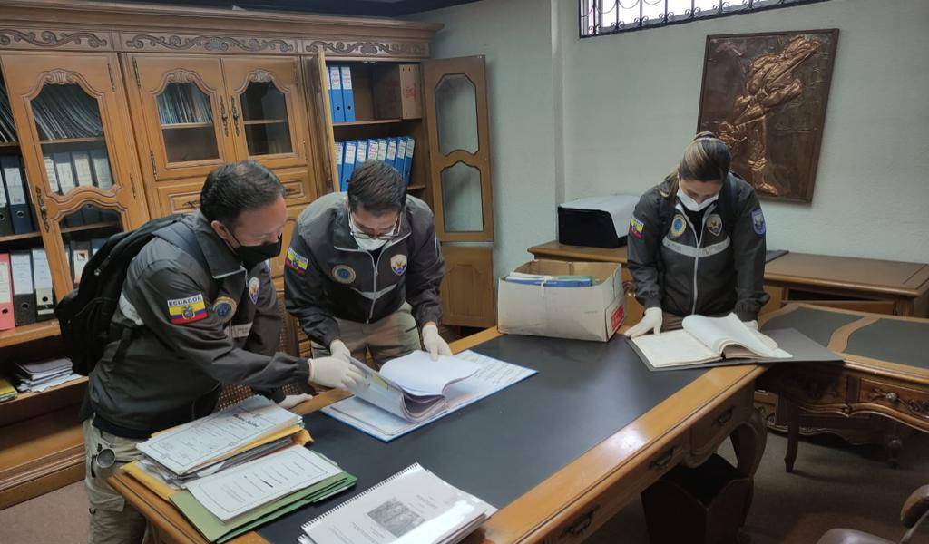 Caso INA Papers se reactiva, Fiscalía allanó inmuebles en Quito y Guayaquil