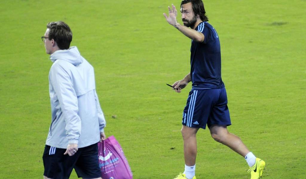 Pirlo: "Estoy muy feliz porque es importante para la gente este partido"