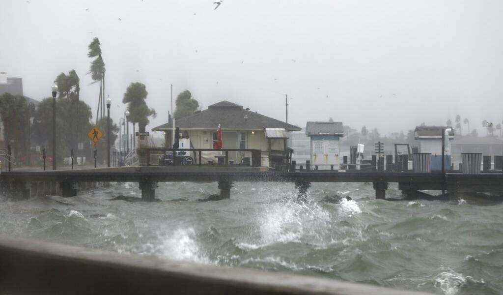 Tormenta Eta deja lluvias torrenciales en oeste de Florida