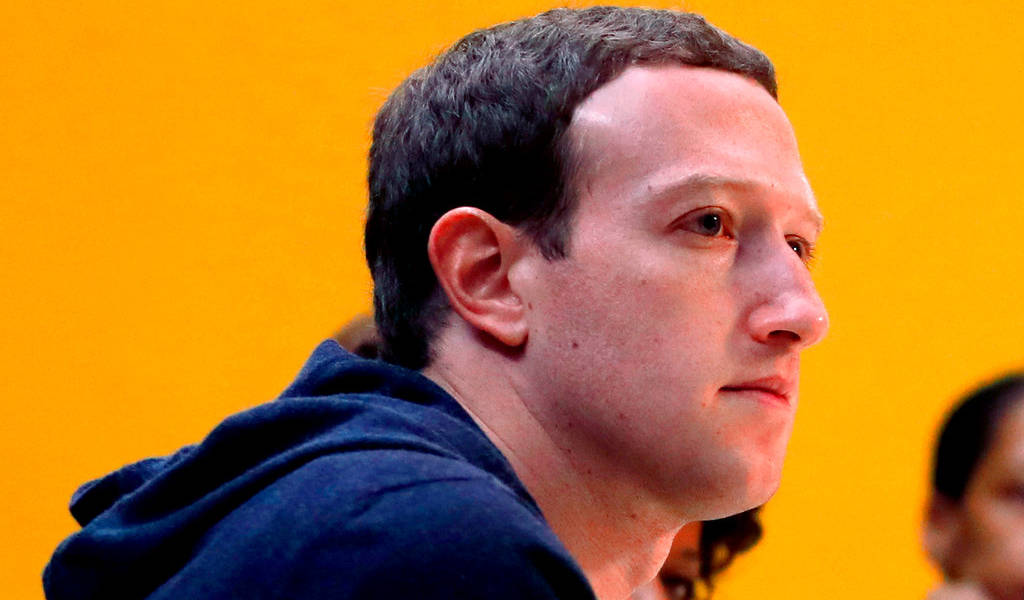 Zuckerberg: FB no hizo lo suficiente para proteger usuarios