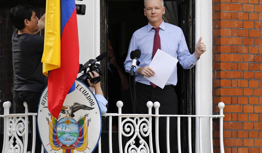 Assange teme ser asesinado si sale de la embajada de Ecuador