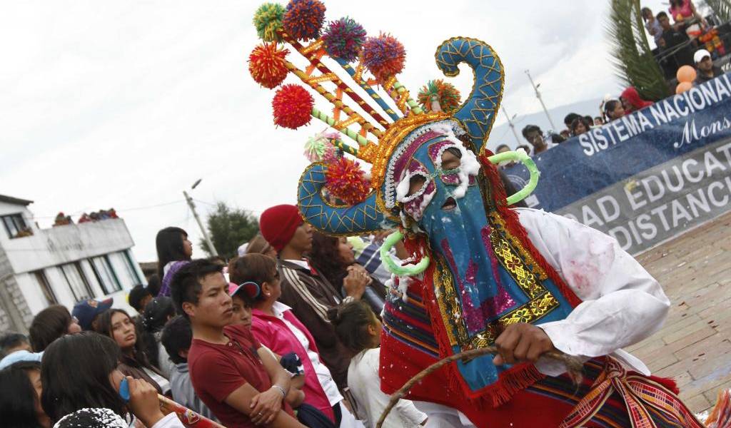 1,3 millones de turistas se movilizaron por el país en Carnaval