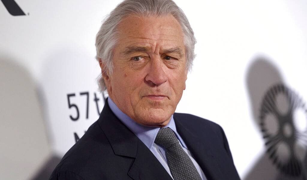 De Niro protagoniza drama en la vida real con exempleada