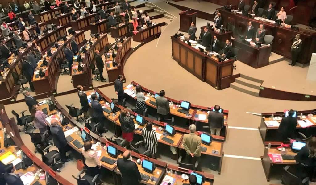 Proyecto económico urgente y proforma para 2018 ingresaron a Asamblea