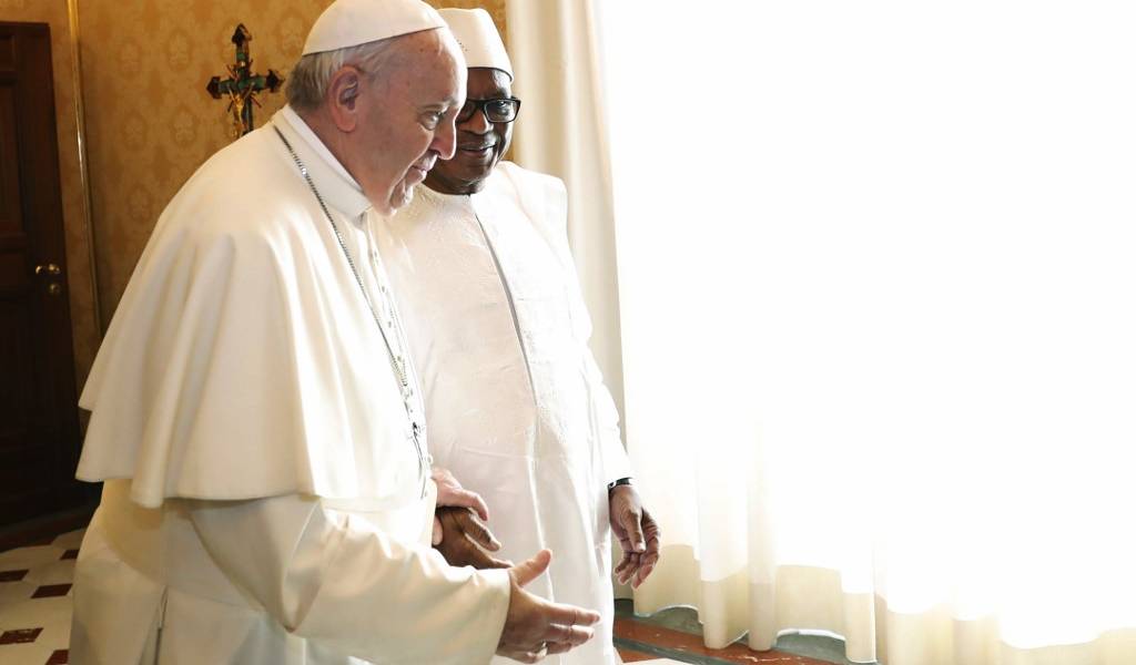 El papa Francisco convoca sínodo de obispos para 2022