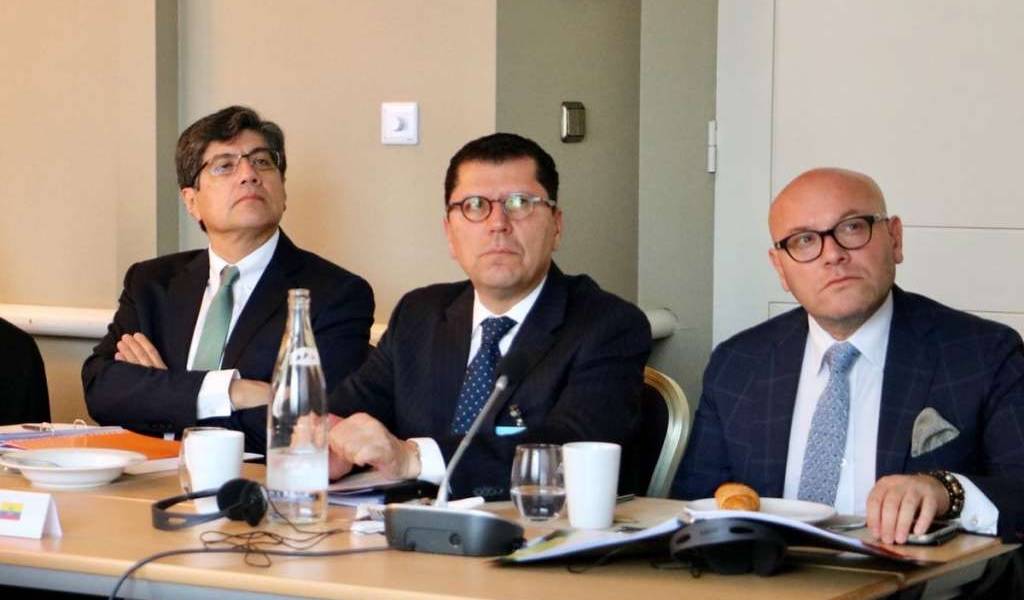 Canciller mantiene reuniones paralelas a Celac en Bruselas
