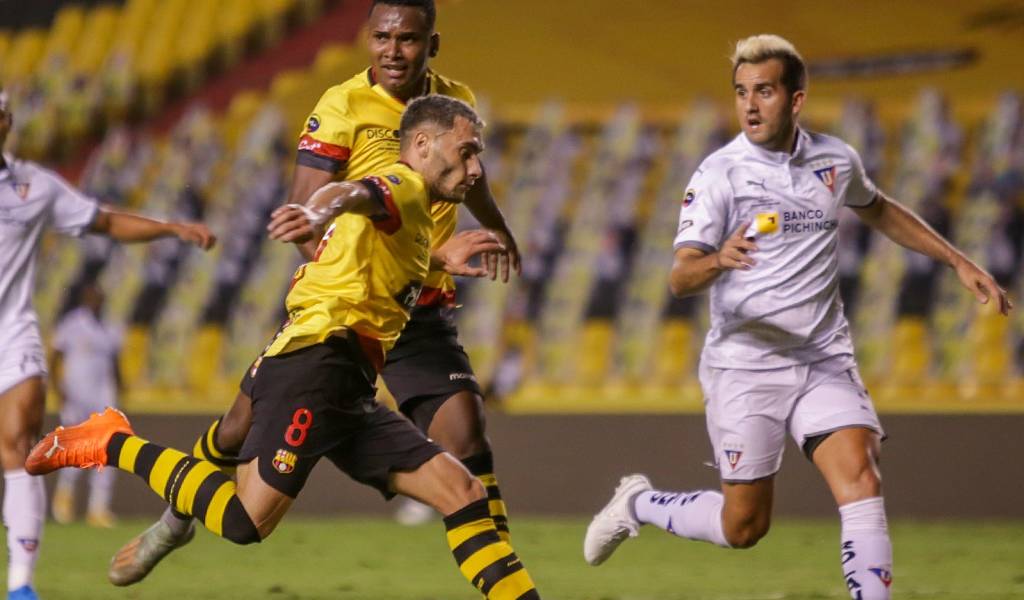 Barcelona y Liga de Quito empatan en la final de ida