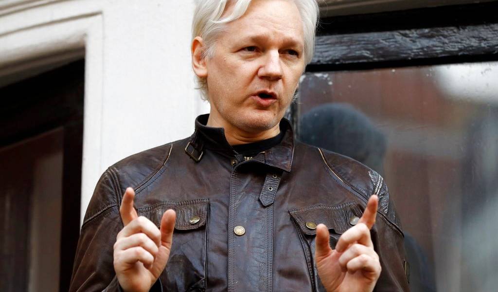 Assange se mantiene como asilado en embajada de Ecuador