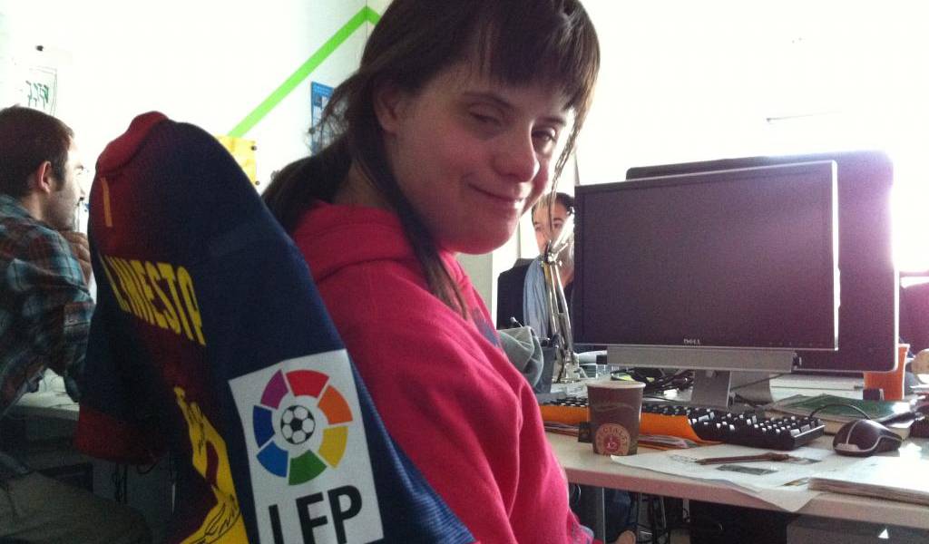 La tipografía del Barça creada por una chica con síndrome de Down, en el Gamper
