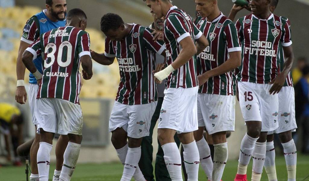 Fluminense golea a Católica y practicamente sentencia la serie