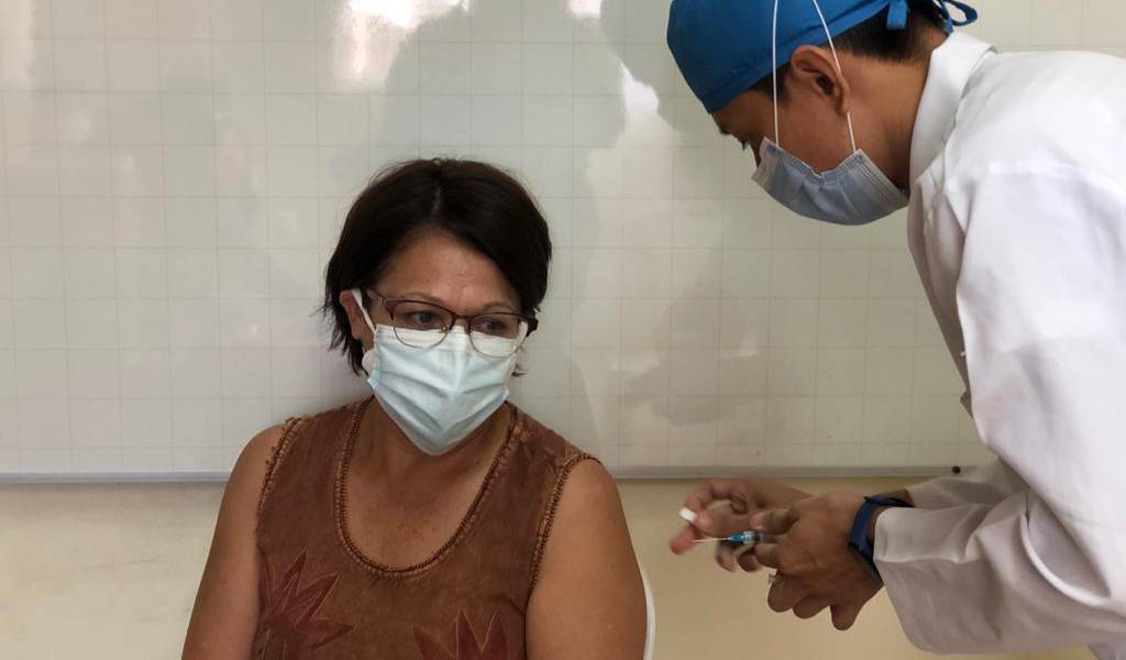 Auotoridades reiteran que la vacunación contra el COVID-19 es gratuita