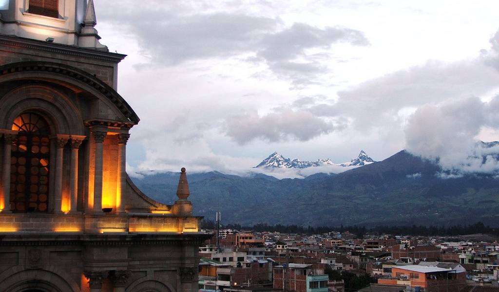 Sismo alerta a habitantes de Riobamba