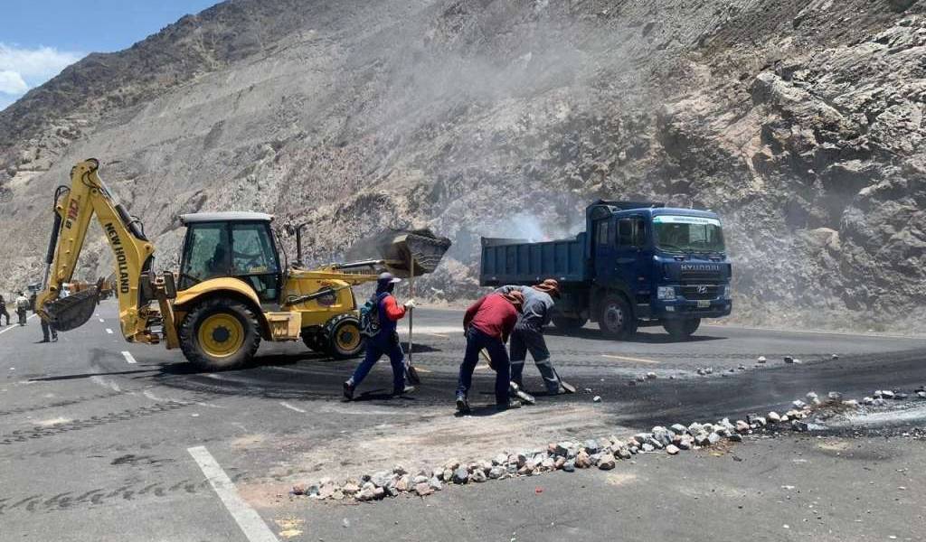 Habilitan vías de Carchi tras 7 días de paro