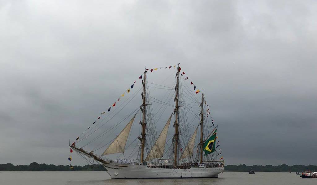 Turismo desembarca de 8 veleros en Guayaquil