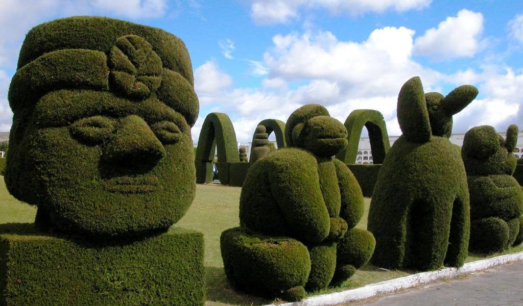 El cementario que invita a ser visitado está en Tulcán