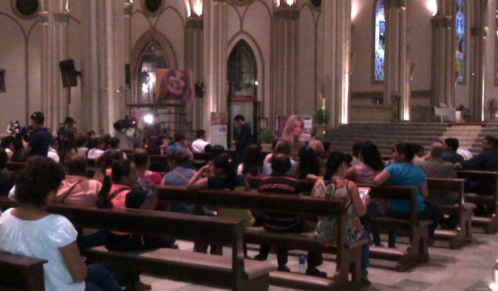 Familiares de Sharon “La Hechicera” celebraron misa en su honor