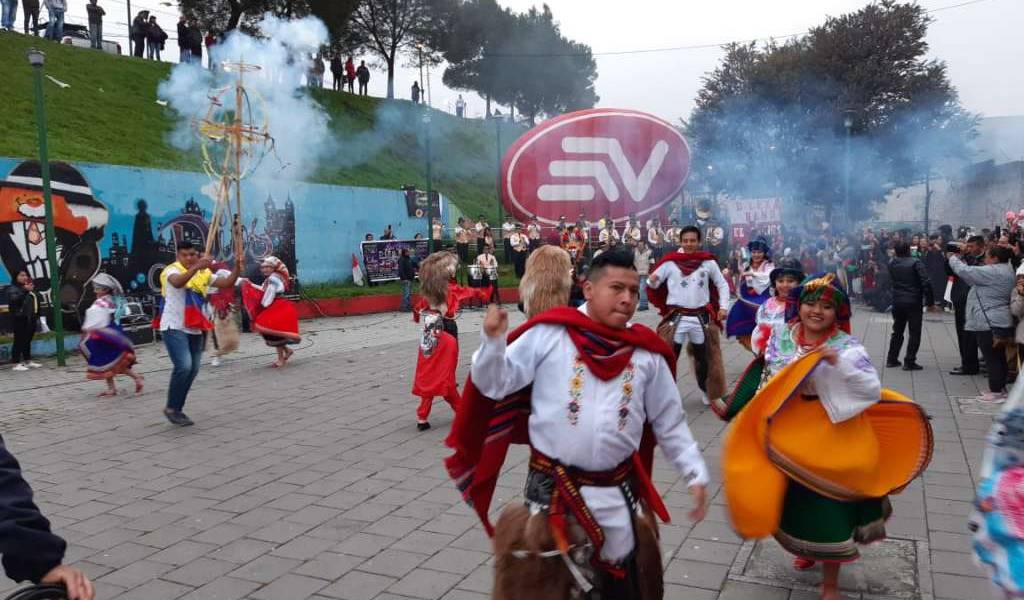 Las Bandas de Ecuavisa encienden la fiesta en Quito