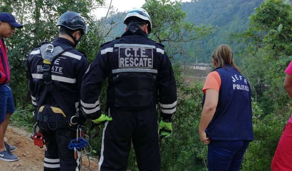 Al menos 12 muertos en accidente de bus en El Oro