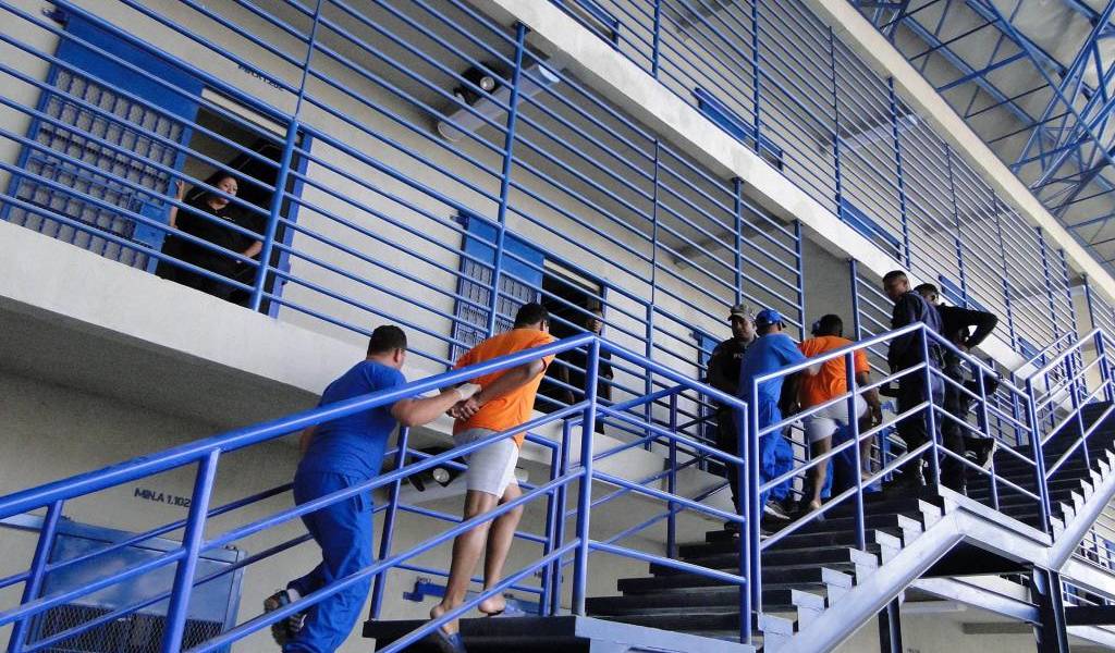 7 bandas criminales se disputan cárceles