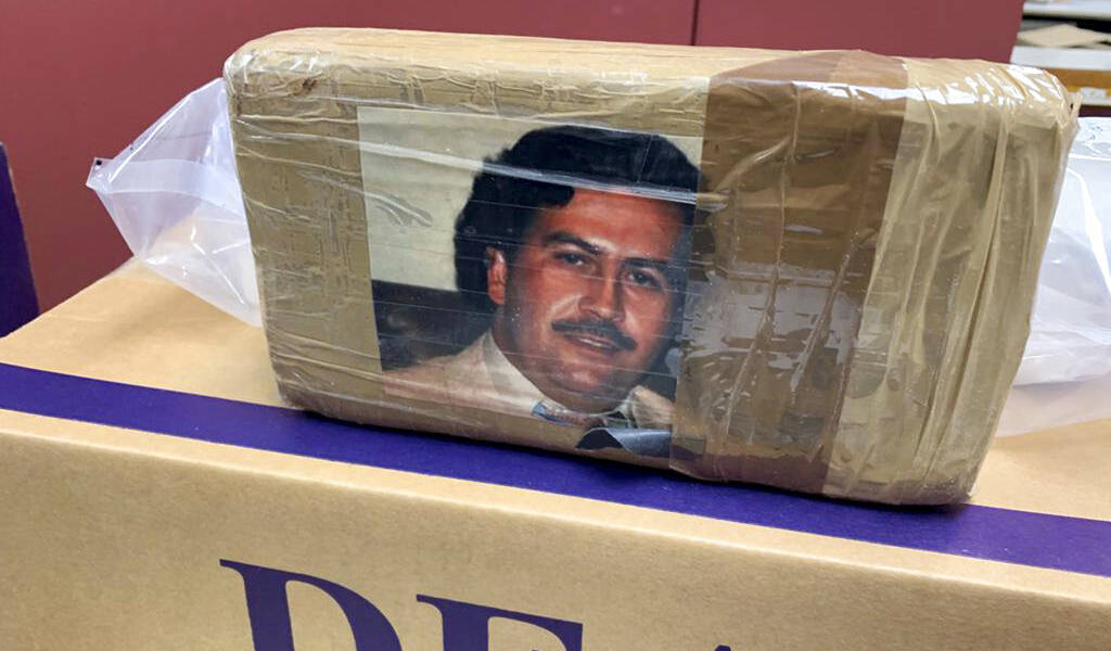 Incautan drogas en NY con foto de Pablo Escobar