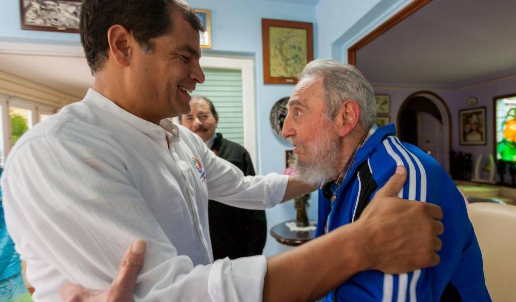 Correa, tras muerte de Fidel Castro: "Se fue un grande”