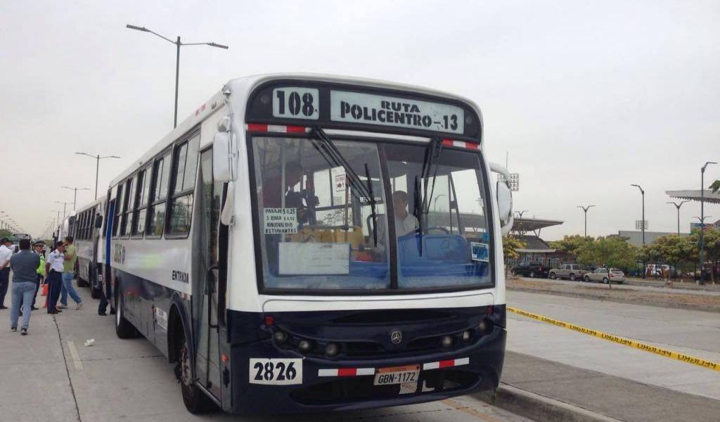 12 líneas de buses cambian rutas en Guayaquil