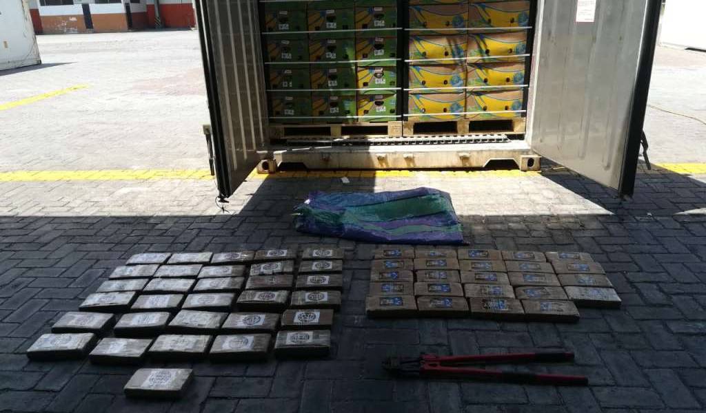 Hallan cocaína en cajas de banano en Guayaquil