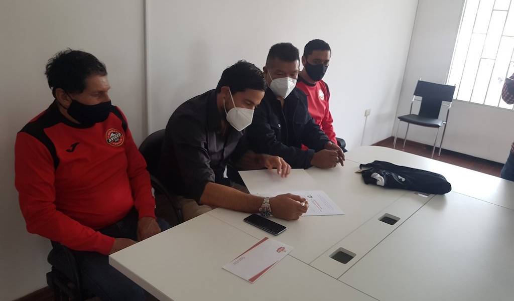 Jaime Iván Kaviedes firma con equipo de Segunda Categoría