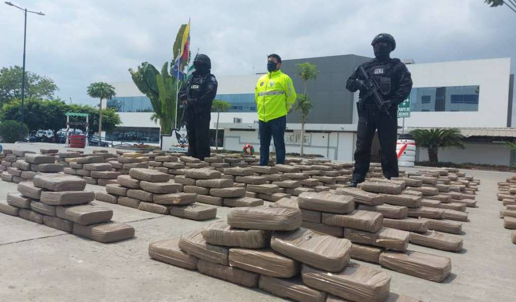 4 muertos y decomiso de droga en distintos cantones de Manabí