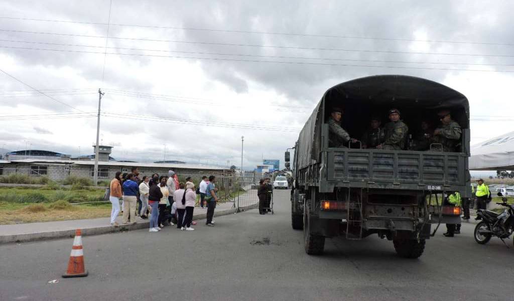 2 muertos en amotinamiento en cárcel de Latacunga