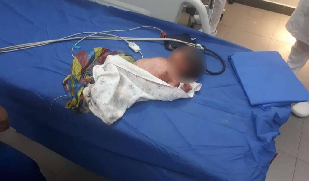 Hallan bebé abandonado al noroeste de Guayaquil