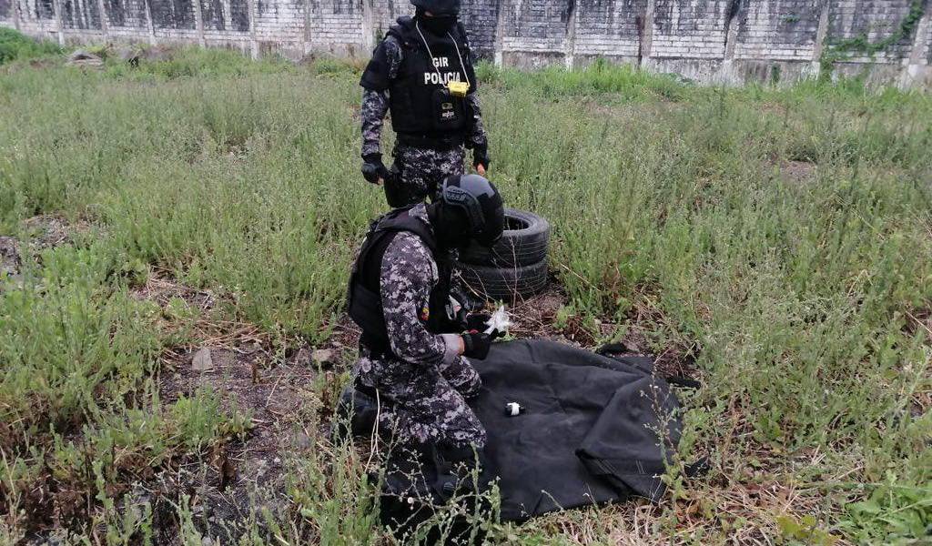 Policía confisca dos granadas en la Penitenciaría de Guayaquil