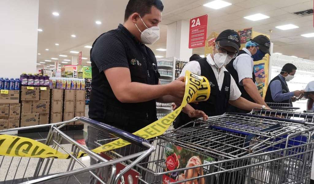 Guayaquil: clausuran dos supermercados por iregularidades higiénicas
