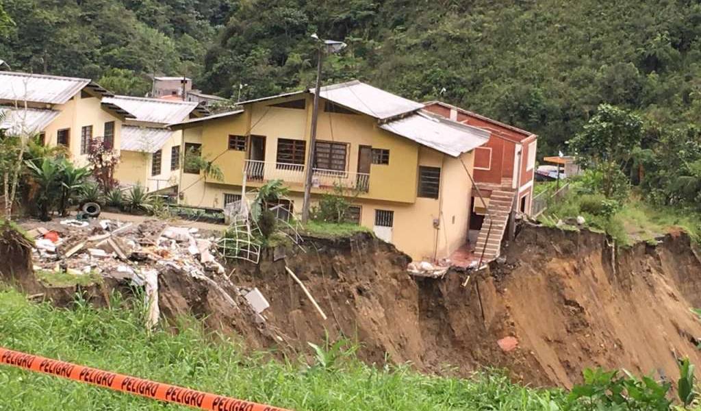 70 familias perdieron sus viviendas en Baños