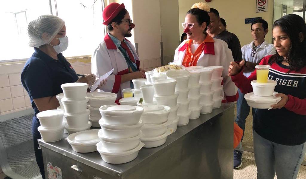 Narices Rojas, voluntarios de la risa y el abrazo