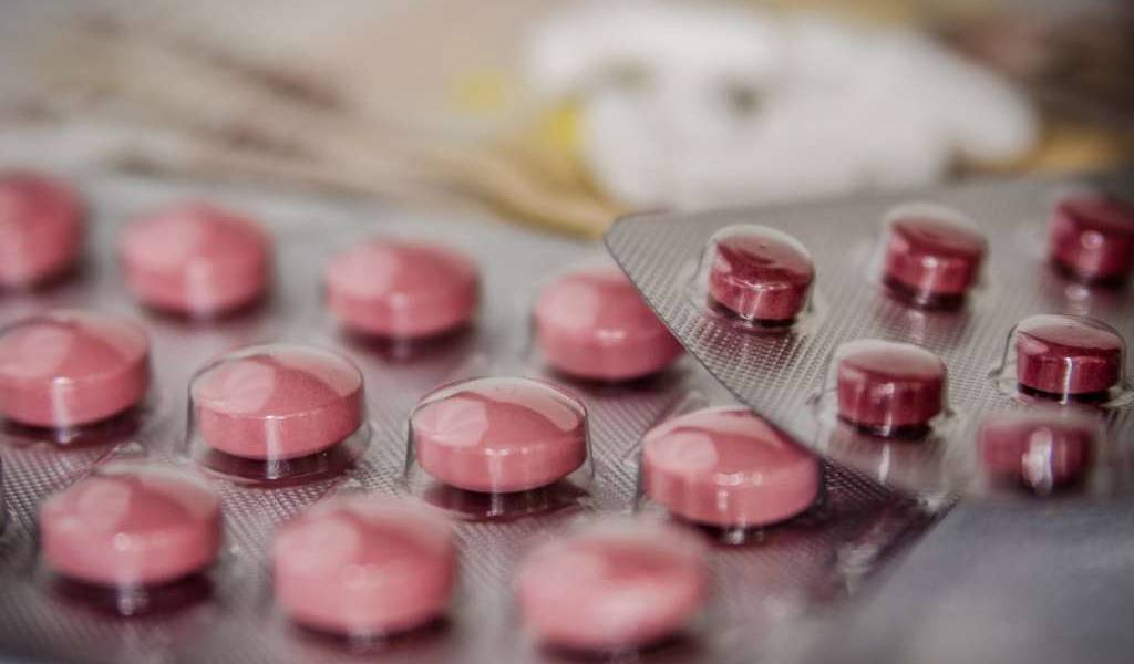 Denuncian nuevamente falta de medicamentos en el IESS