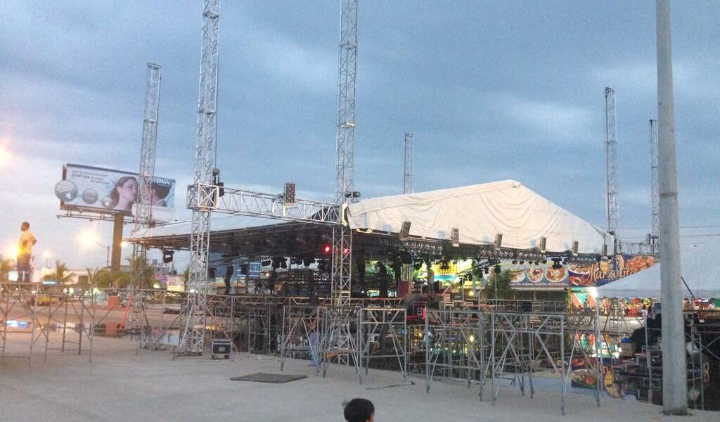 Miles de personas celebran junto a Ecuavisa sus 47 años con música